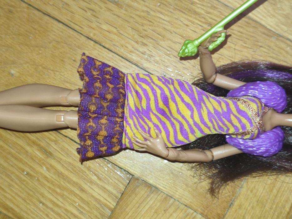 Papusa Monster High fight the fright away clawdeen doll