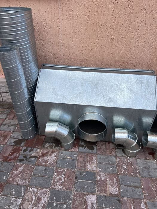 Продам вытяжку в комплекте