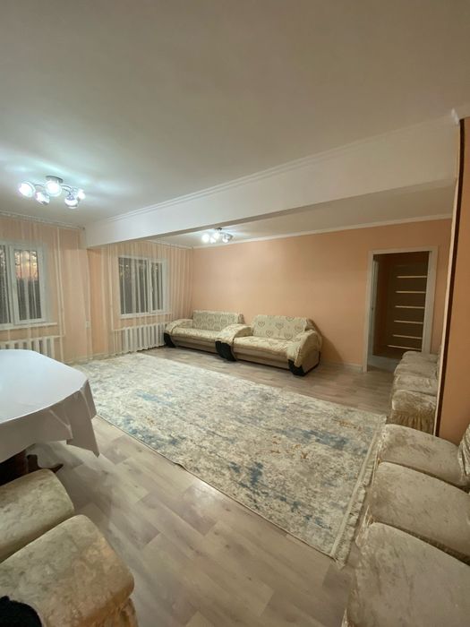 Трехкомнатная. Семь спальных мест.