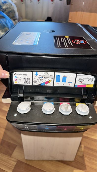 Принтер сатылады/ Продам принтер hp цветной