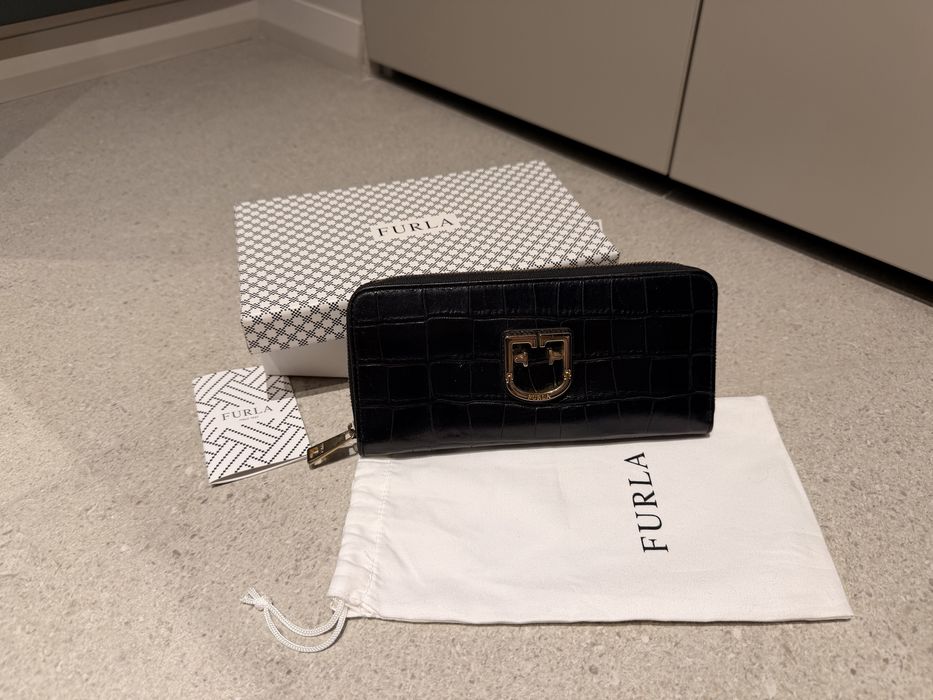 Черно портмоне FURLA