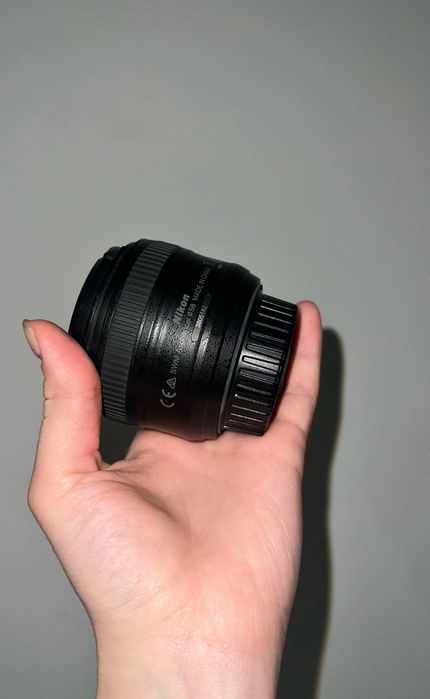 Продам объектив на фотоаппарат.
