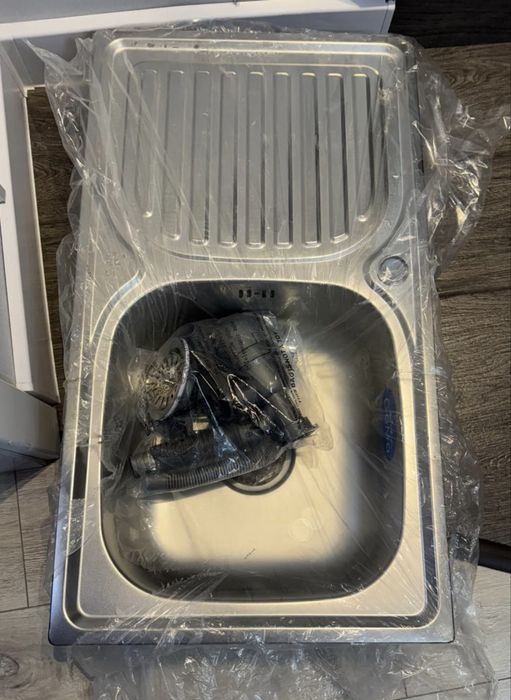 Мойка с сифоном в комплекте