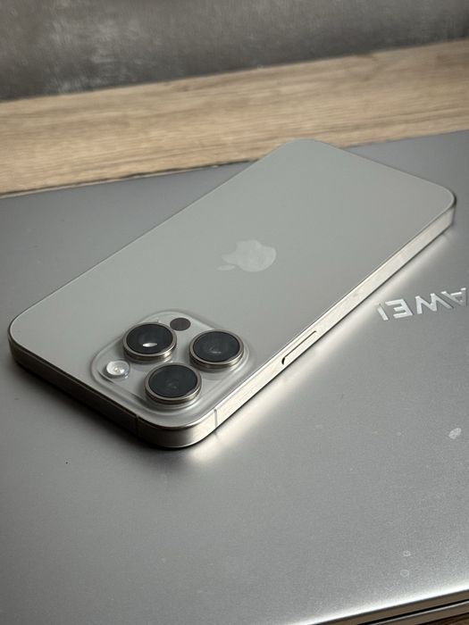 Като нов* Iphone 15 pro max - 100%battery