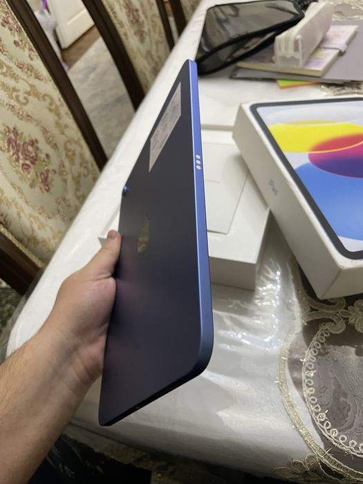 iPad 10 WiFi ligi 64gb srochna