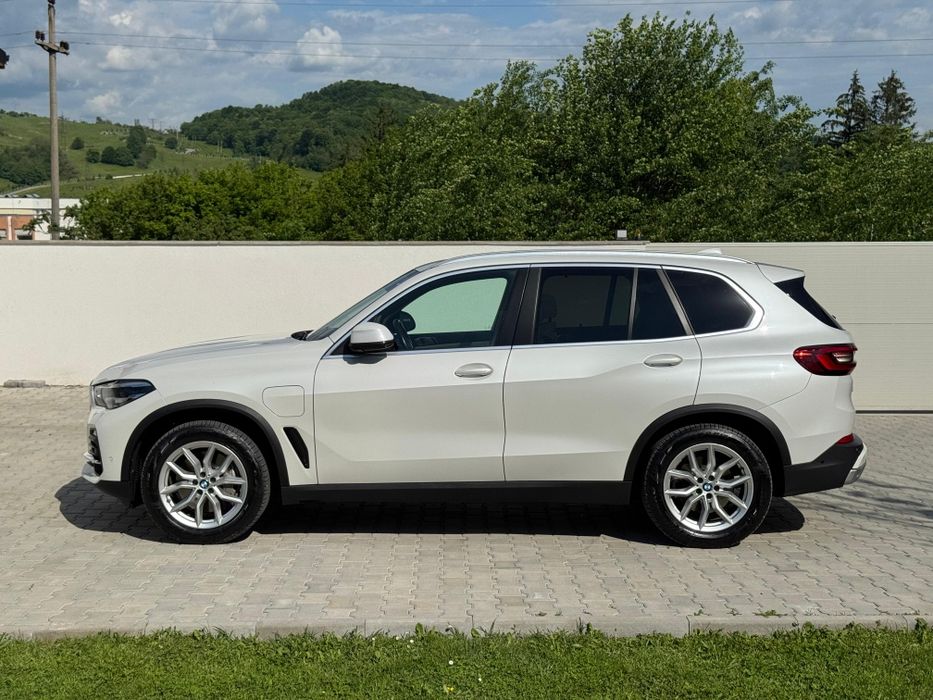 BMW X5 2020 — imagine 5