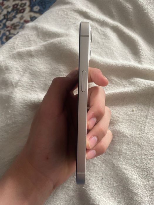 айфон 13 в идеальном состоянии