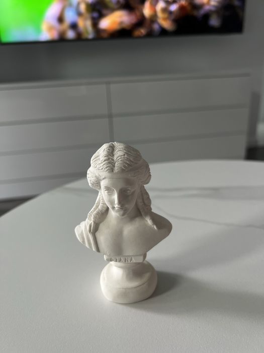 Statuete romane ipsos