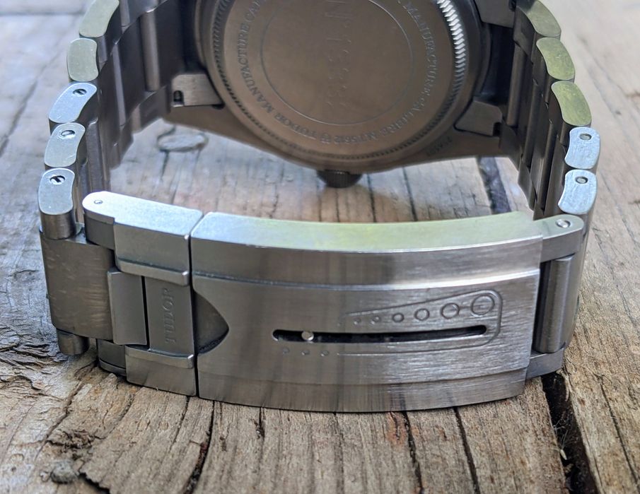 Tudor Pelagos LHD 25610