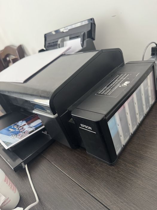 принтер L805 лазерный