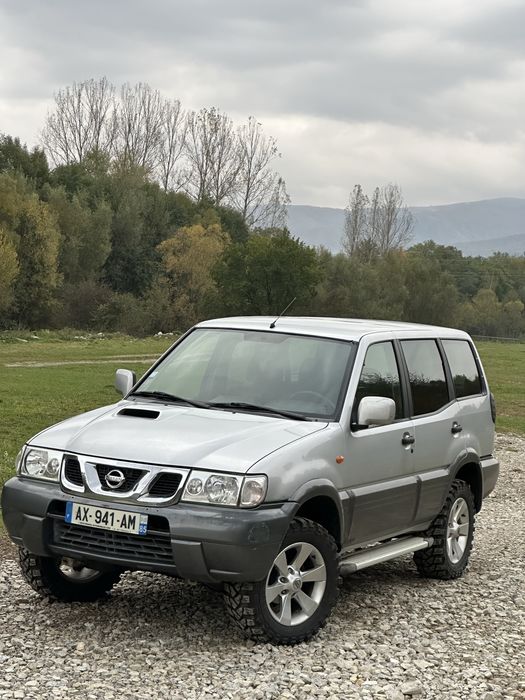 Nissan terrano 2