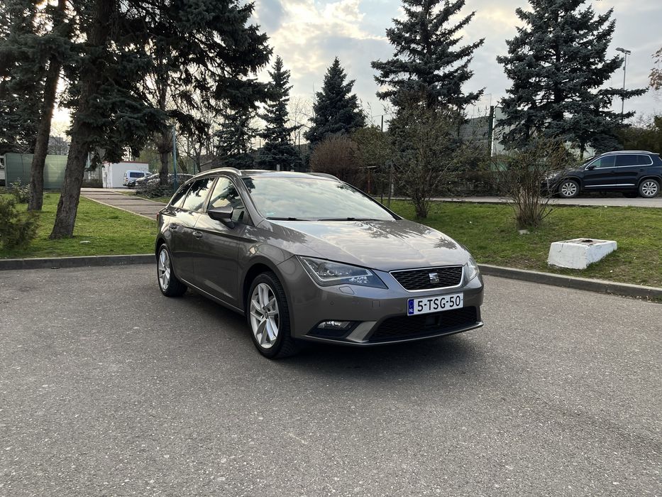 Seat Leon 3 / Distronic / Faruri led / Distributie curea