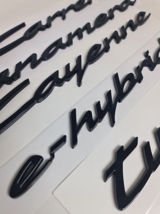 Emblema-Sigla-Logo-Porsche-Neagra-Cayenne-Panamera-911-Turbo-E-Hybrid