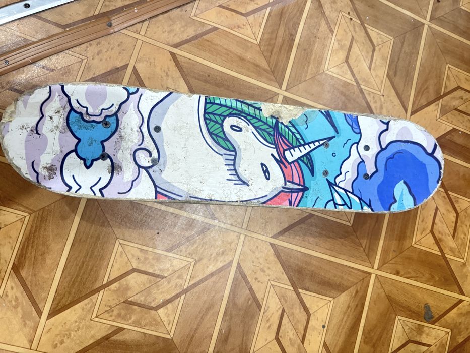 Скейтборд продам