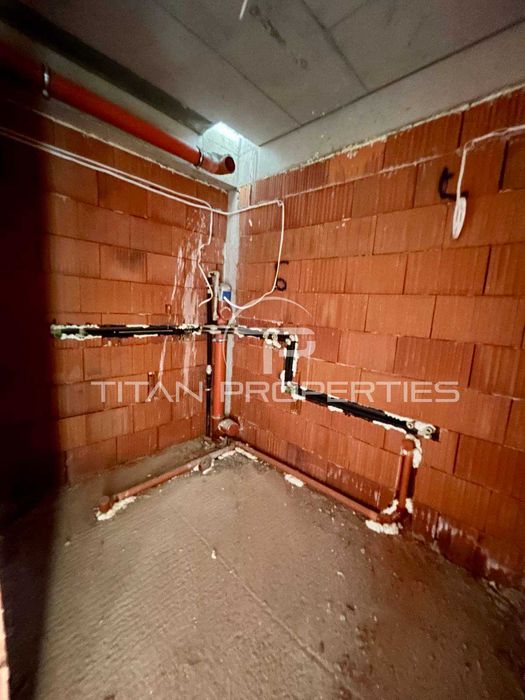 Продава се Двустаен апартамент в Пловдив, Остромила - 60 кв.м за 1307 €/кв.м - Снимка #5