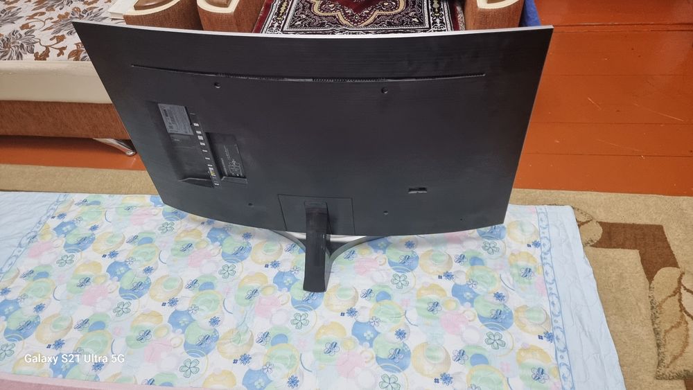 Продам телевизор Samsung LED, модель UE49MU6500U