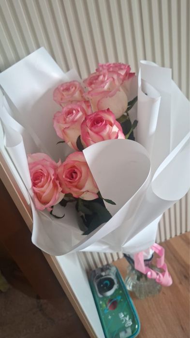 Розовые розы 7шт