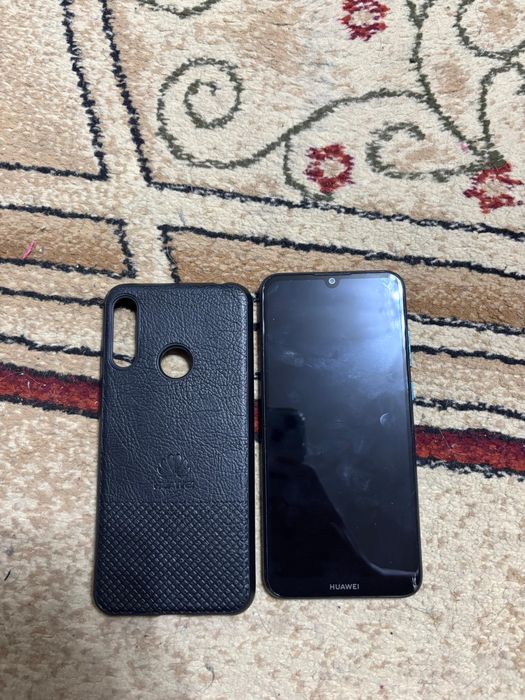 Срочно продам huawei y6 prime
