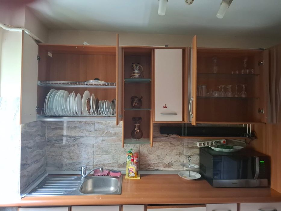 Apartament semicentral 3 camere de inchiriat