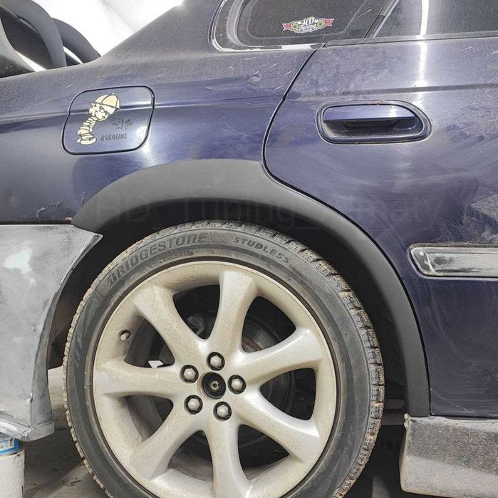 Фендера V2 удлинённые на Subaru Legacy BG/BD