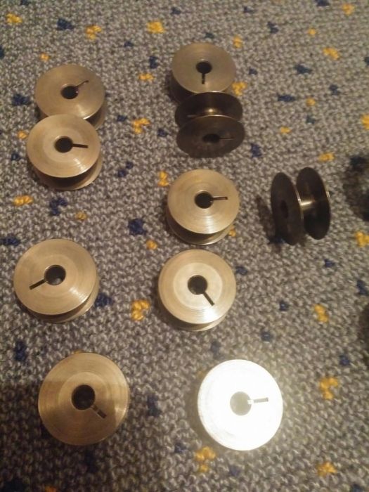 Продам запчасти для швейных машинок