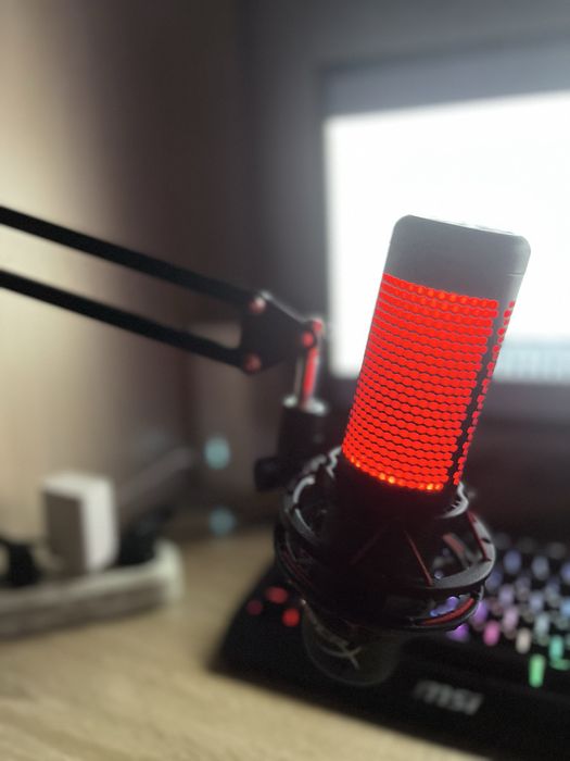 Микрафон HyperX QuadCast