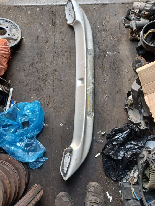 Сполер Субару в оригинале