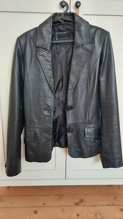 Сако - естествена кожа,размер S