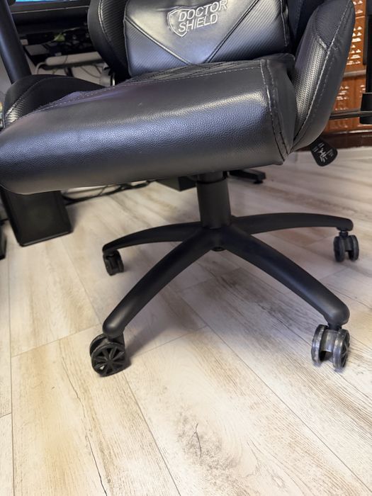 Scaun Gaming Dr.Shield RGB