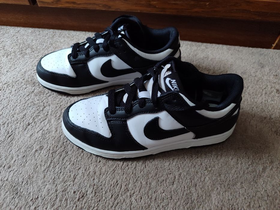 Vând pantofi sport Nike Dunk Low pentru copii
