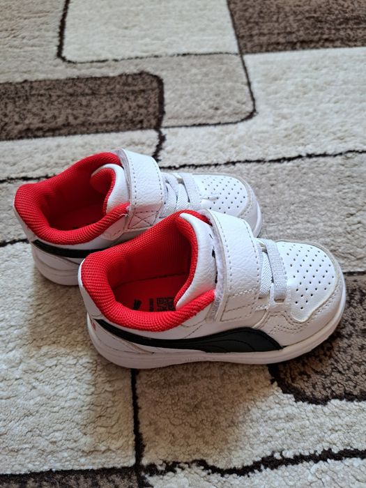 Adidasi baietel, nr 20, 13 cm interior