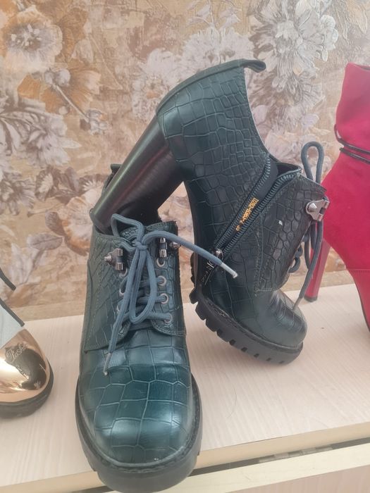 Женская обувь б/у