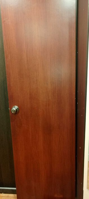 Продам межкомнатные двери