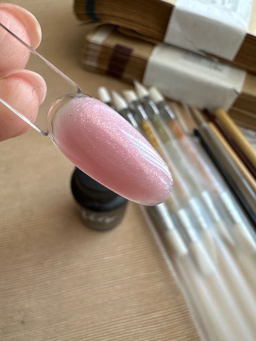 Гель лаки, базы, кисти