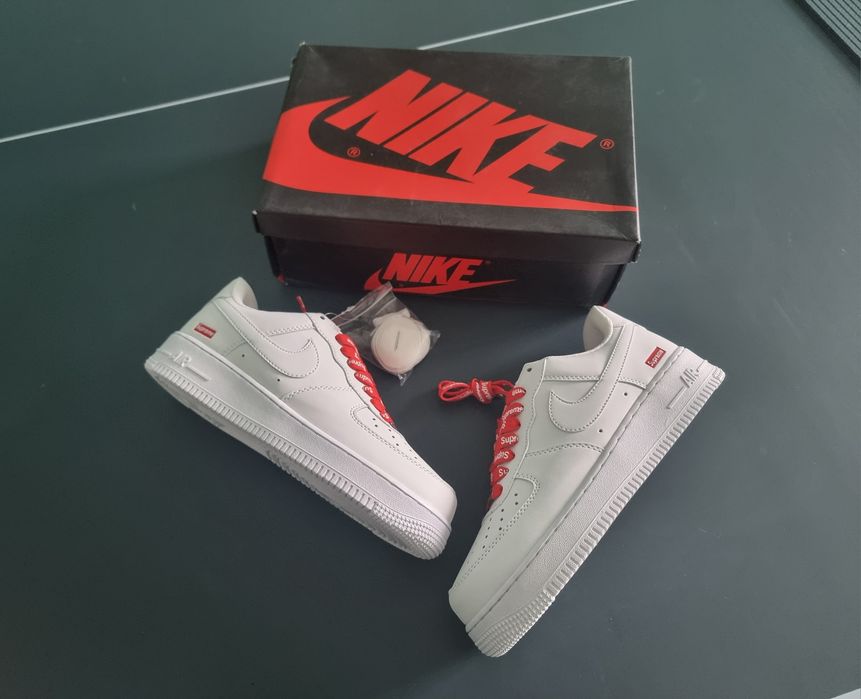 Air Force 1 Supreme albi