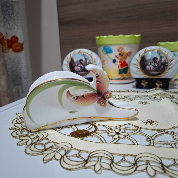 Различни модели пепелници