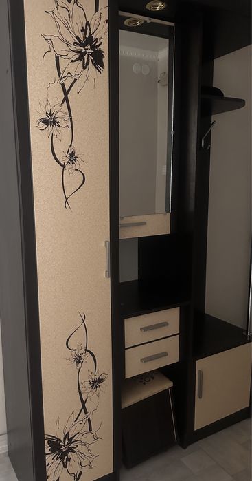 Прихожая продажа