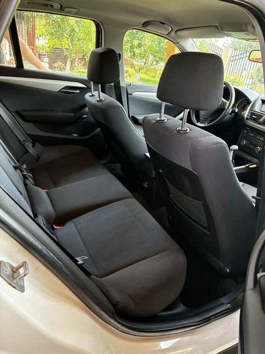 BMW X1 2010 — imagine 5