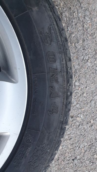 4бр Алуминиеви джанти със зимни гуми  за Мерцедес 16цола