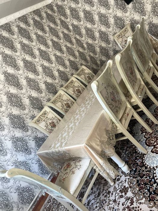 Stol stullar yangi mehmon hona uchun