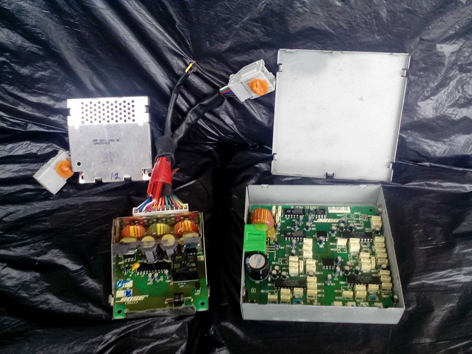 Bose субуфер стъпало и еквалайзер