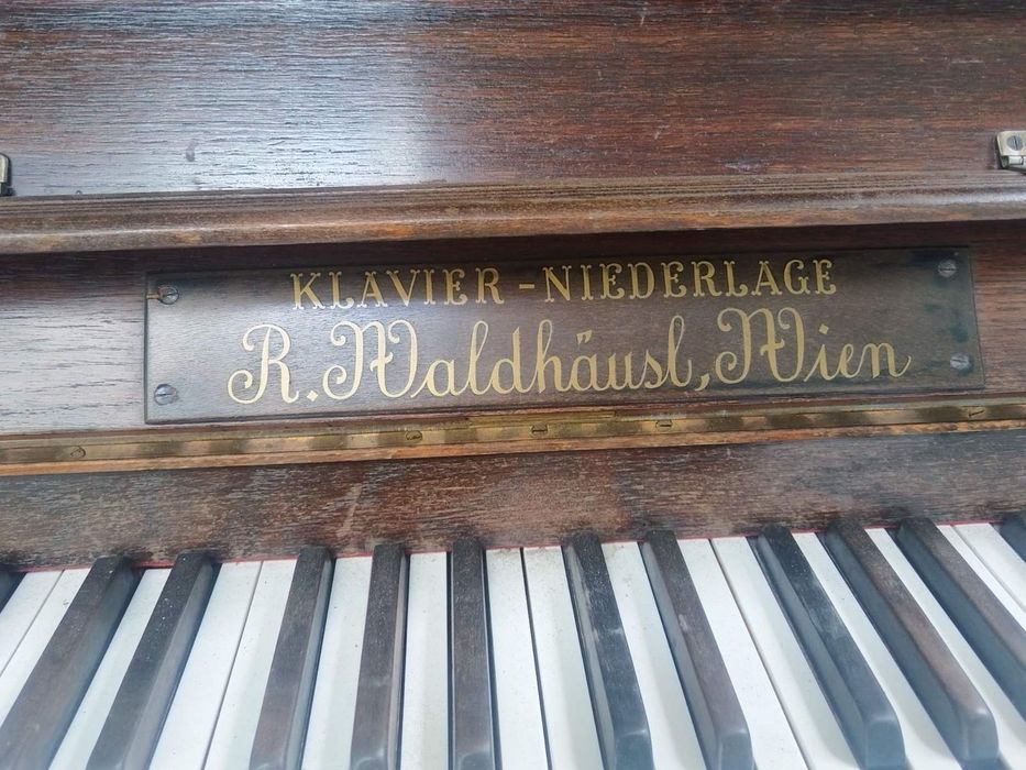 Пиано KONZERT Pianini klavier niederlagee