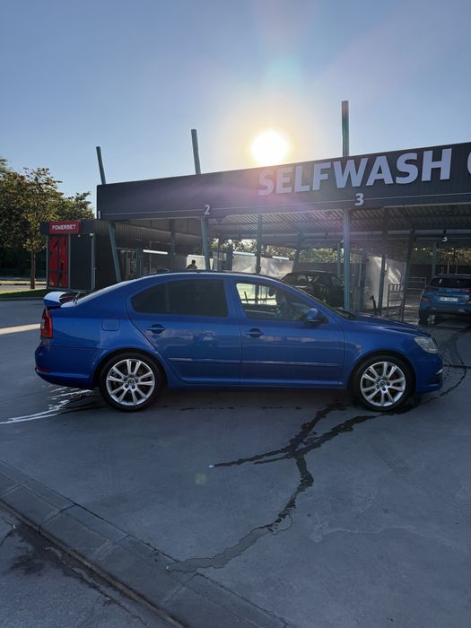 SKODA Octavia 2011 — imagine 1