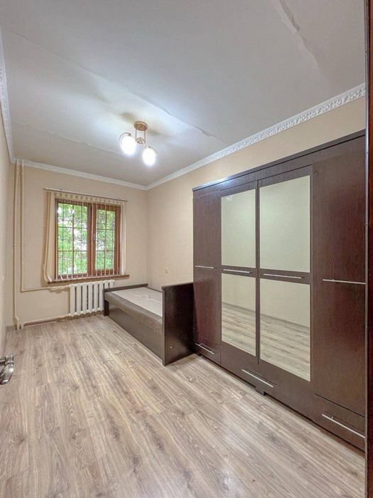 Квартира вторичка 4 комнатная Мирзо улугбекский