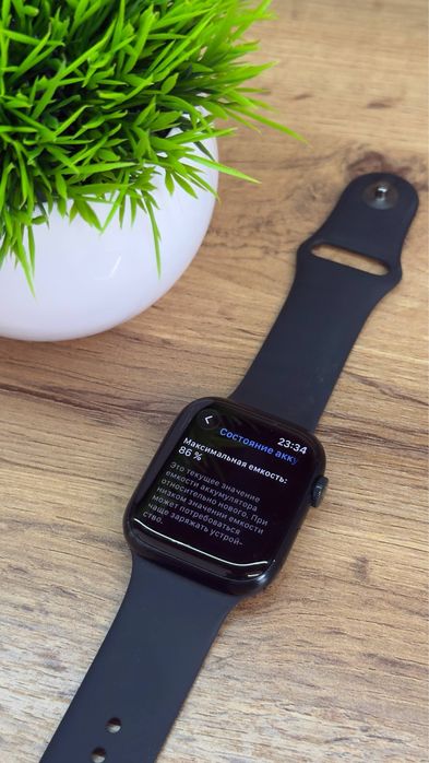 Apple Watch 8 series 45mm