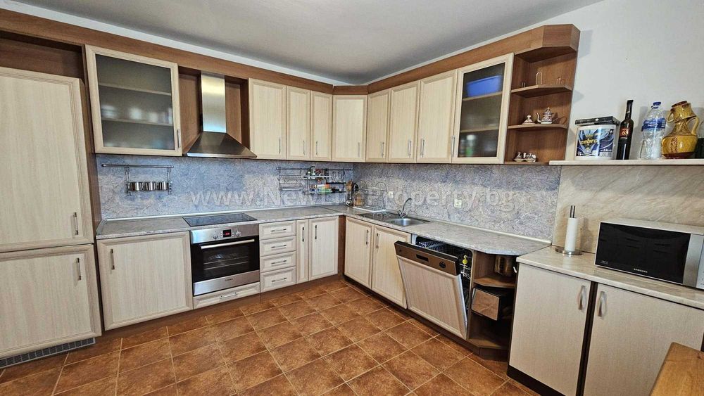 Продава се Къща в с. Тръстиково, Област Бургас - 205 кв.м за 1098 €/кв.м - Снимка #5