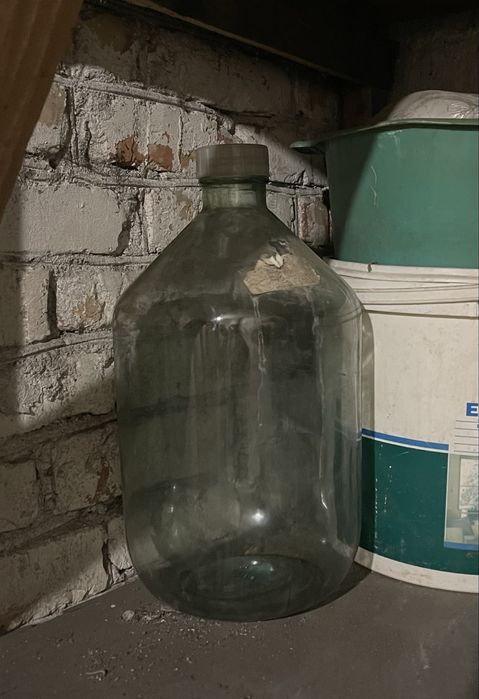 Бутыли стеклянные 20 л