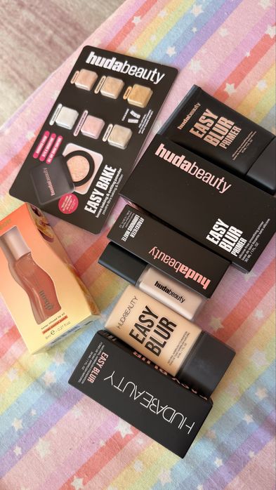Чисто нови Huda Beauty Easy Blur primer, foundation, liquid concealer