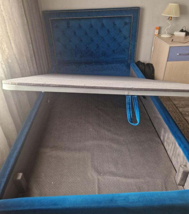 Продаеться кровать