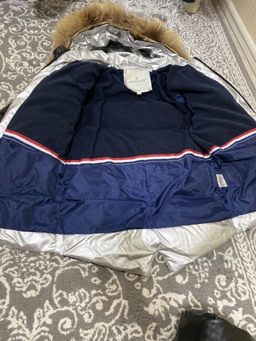 Комбинезон монклер